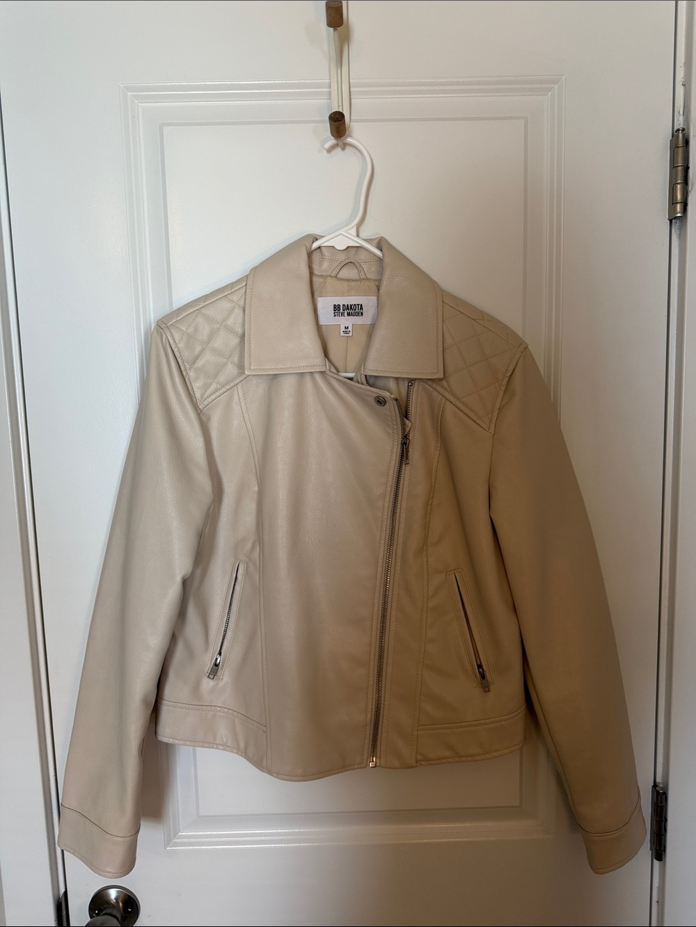 BB Dakota Steve Madden Cream Quilted-Shoulder Faux Leather Moto Jacket